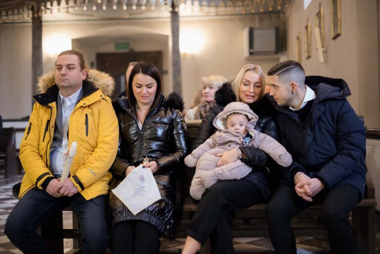 Chrzest swiety w Kosciele Karola Boromeusza na Karczowce w Kielcach 11