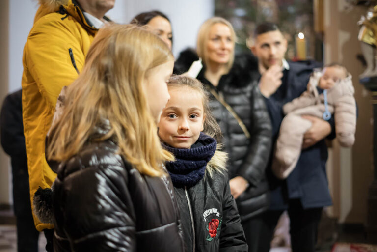 Chrzest swiety w Kosciele Karola Boromeusza na Karczowce w Kielcach 18