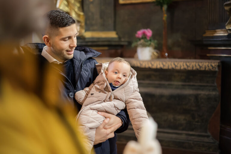 Chrzest swiety w Kosciele Karola Boromeusza na Karczowce w Kielcach 21