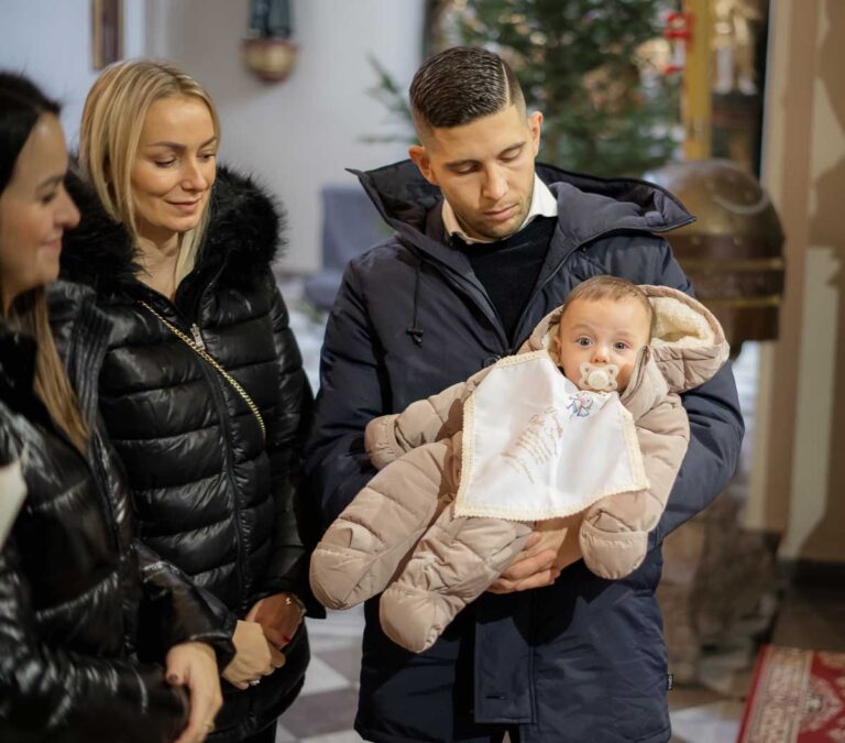 Chrzest swiety w Kosciele Karola Boromeusza na Karczowce w Kielcach 30