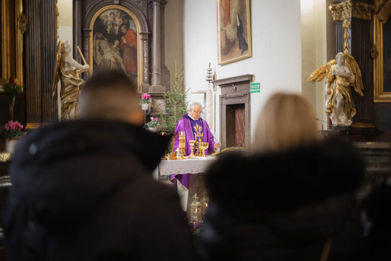 Chrzest swiety w Kosciele Karola Boromeusza na Karczowce w Kielcach 40