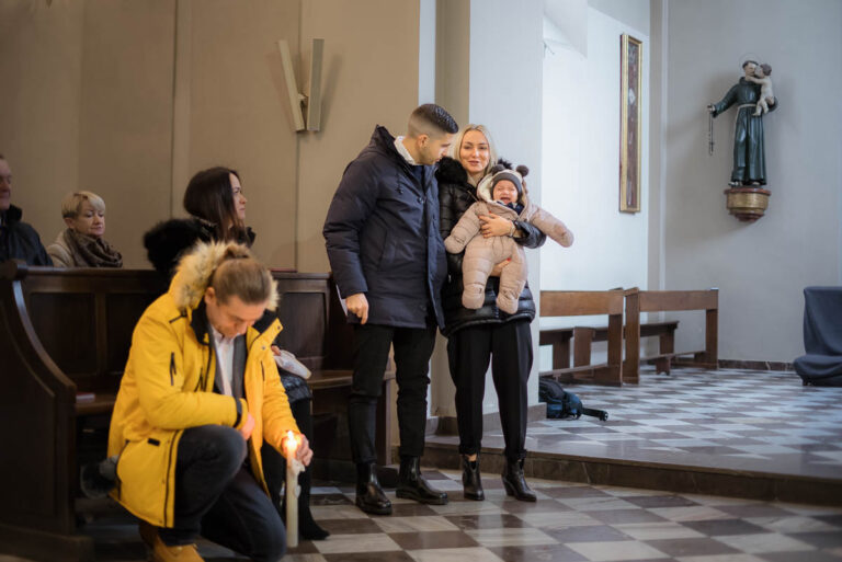 Chrzest swiety w Kosciele Karola Boromeusza na Karczowce w Kielcach 41